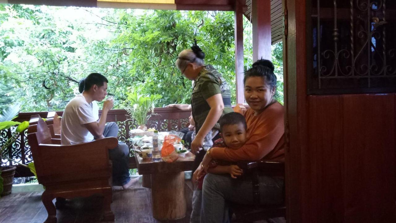 The Local Mae Hong Son Daire Dış mekan fotoğraf